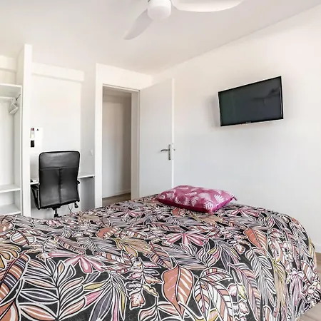 Lägenhet De Gamme Avec Balcon *
